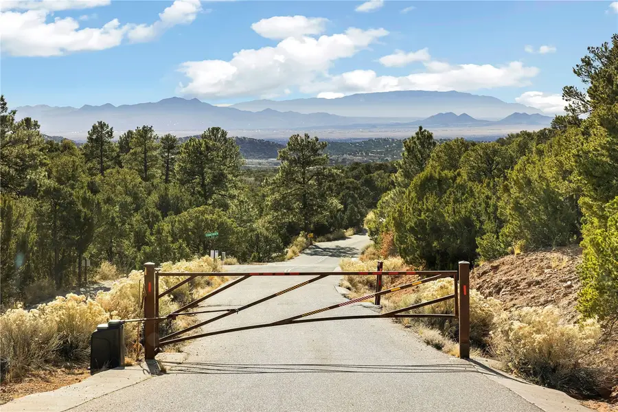 4A Ponderosa Ridge Road, Santa Fe, NM 87505 - Image #2