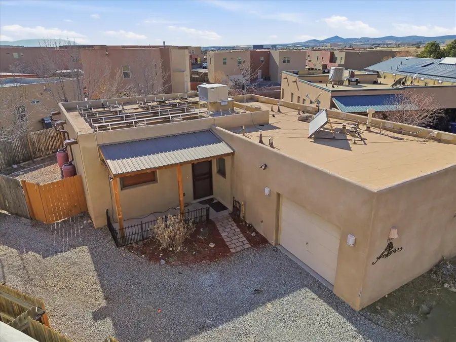 7618 Mesa Del Oro Lane, Santa Fe, NM 87507 - #2