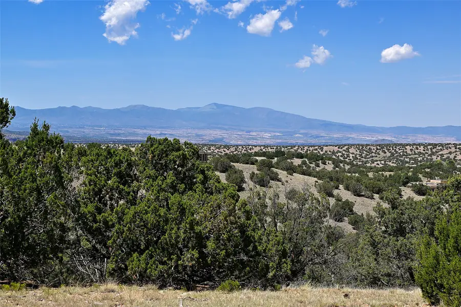 77 Headquarters Trail, Santa Fe, NM 87506 - Image #2