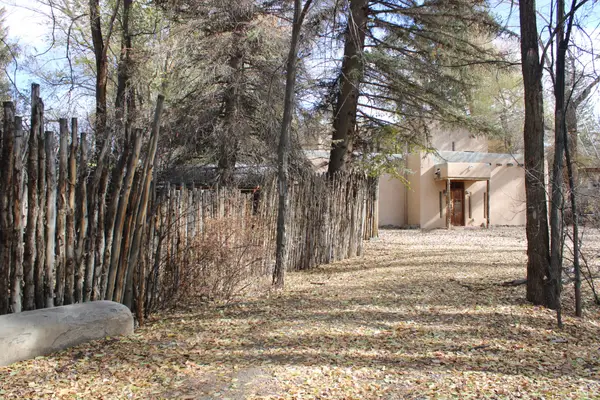 110 Mabel Dodge #A and B, Taos, NM 87571