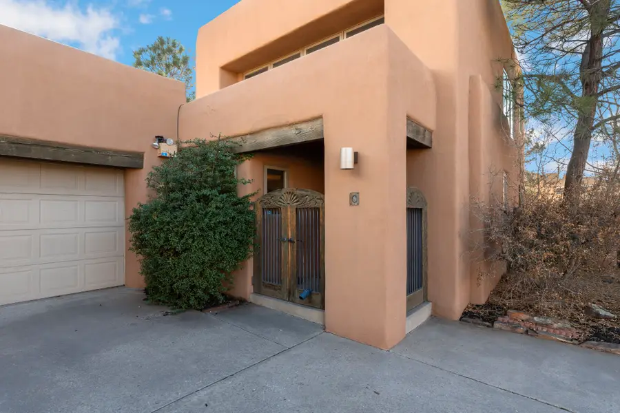 2708 Herradura #C, Santa Fe, NM 87505 - Image #2