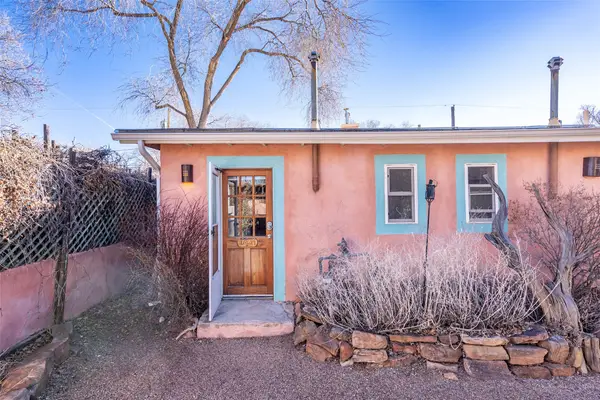 134 Duran #B, Santa Fe, NM 87501