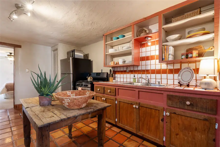 134 Duran #B, Santa Fe, NM 87501 - Image #3