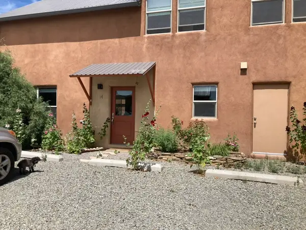 2180 W Alameda #14, Santa Fe, NM 87507