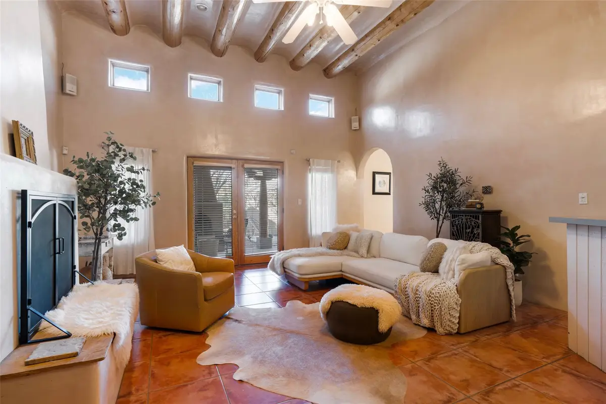3005 Governor Lindsey Road, Santa Fe, NM 87505 - Image #1