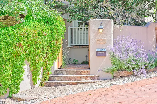 1126 Camino Delora #B, Santa Fe, NM 87505