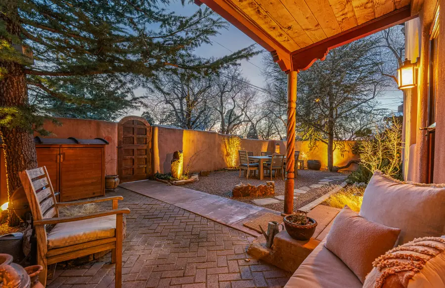 225 E Houghton Street, Santa Fe, NM 87505 - Image #2