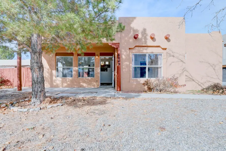 6049 Monte Azul Place, Santa Fe, NM 87507 - Image #2