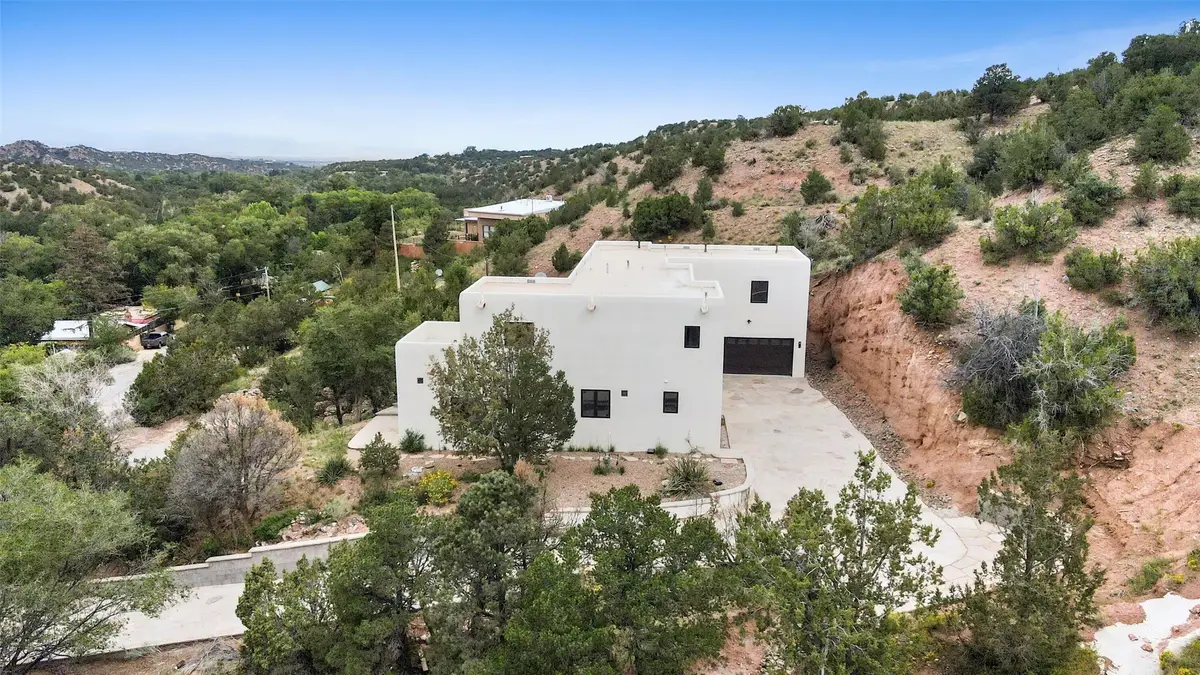 1339 Bishops Lodge Road, Santa Fe, NM 87506 - Image #1