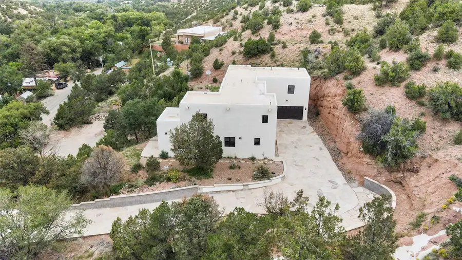 1339 Bishops Lodge Road, Santa Fe, NM 87506 - Image #2