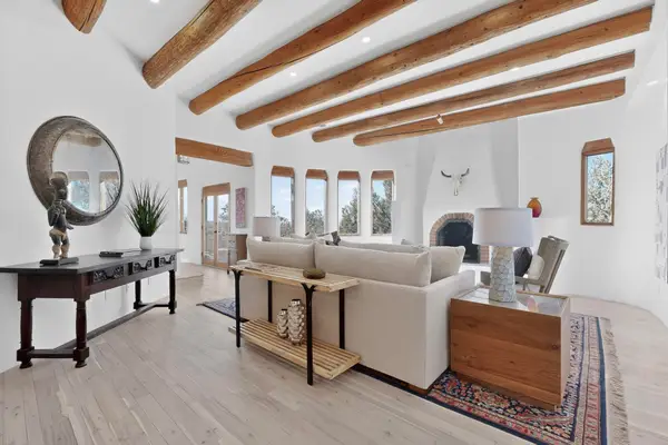 600 Vista De La Ciudad, Santa Fe, NM 87501