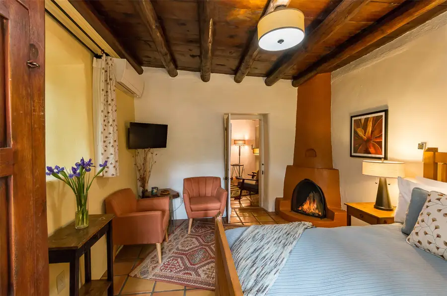 342 E Buena Vista, Santa Fe, NM 87505 - #2