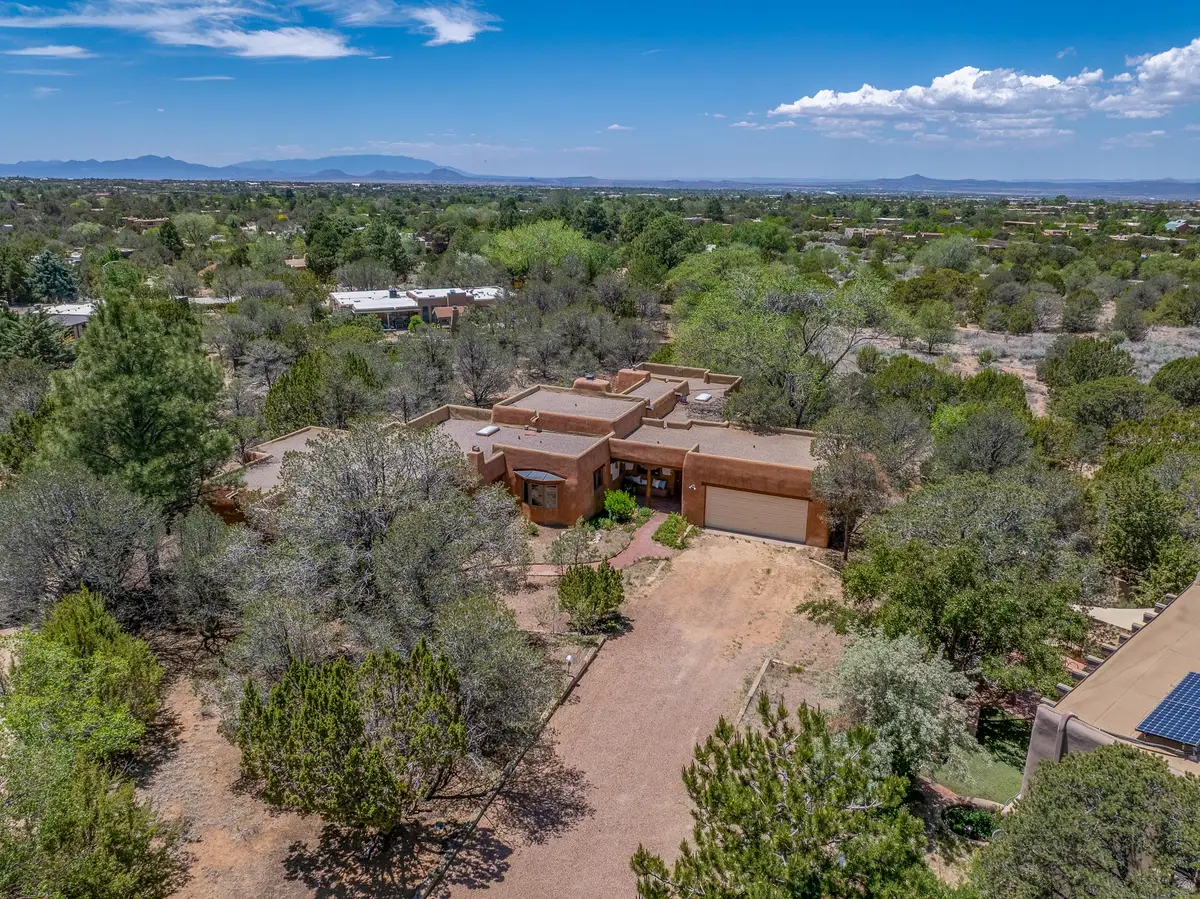 900 Trail Cross Court, Santa Fe, NM 87505 - #1