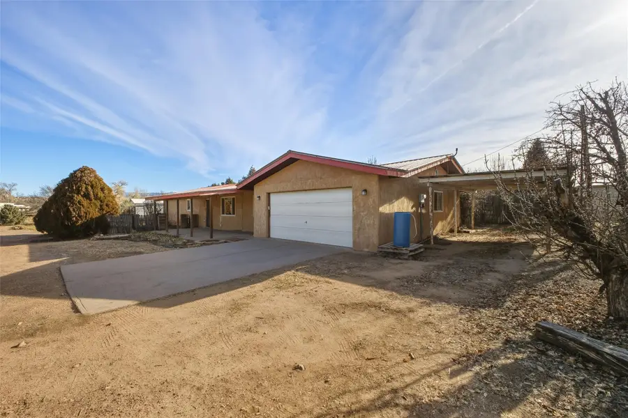 87 Feather Road, Santa Fe, NM 87506 - Image #2