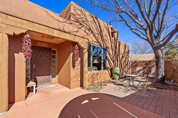 2925 Pueblo Alto, Santa Fe, NM 87507