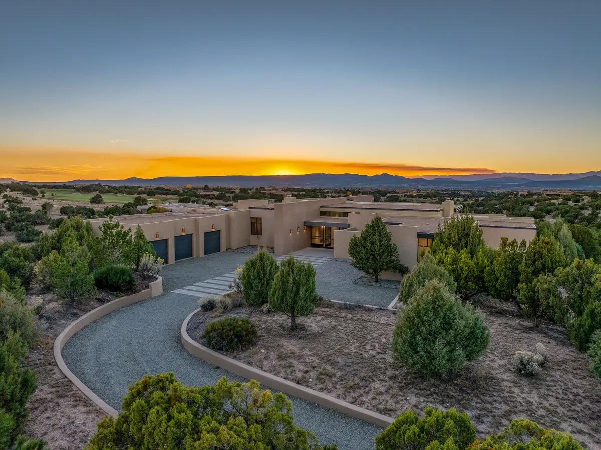 26 Bishops Dome Road, Santa Fe, NM 87506 - Image #1