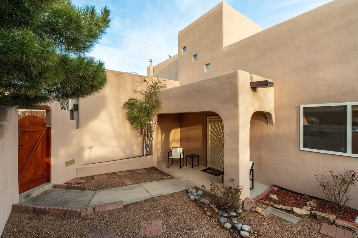 3133 Pueblo Hawikuh, Santa Fe, NM 87507 - Image #1