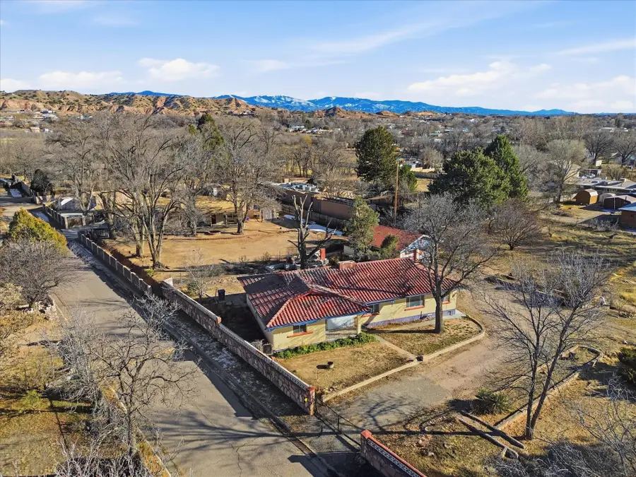 1414 Montana Vista Street, Espanola, NM 87532 - #2