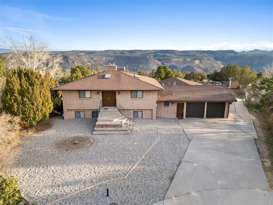 112 Glenview Drive, White Rock, NM 87547 - Image #2