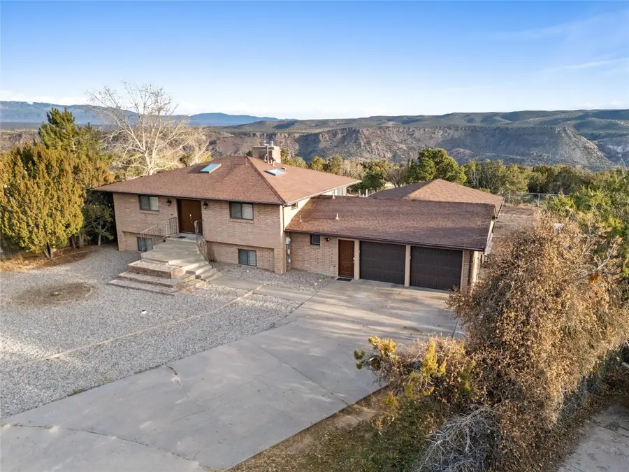 112 Glenview Drive, White Rock, NM 87547 - Image #3