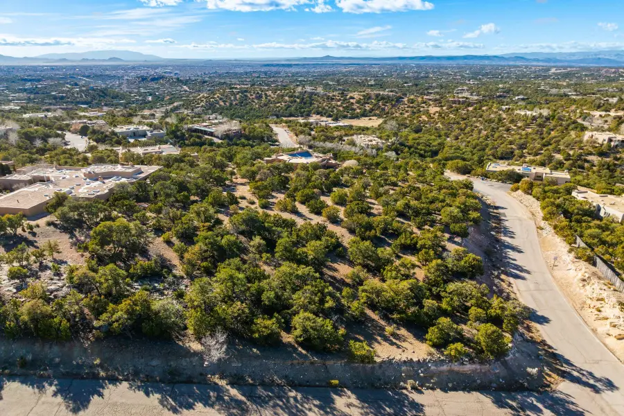 1031 Sierra Del Norte, Santa Fe, NM 87501 - Image #2