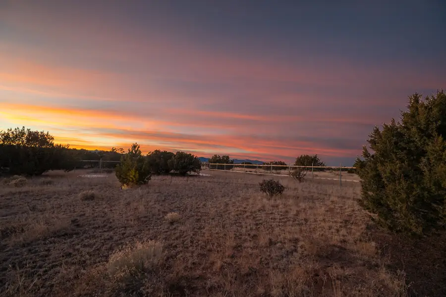8 Camino De Rey Circle, Santa Fe, NM 87507 - Image #3
