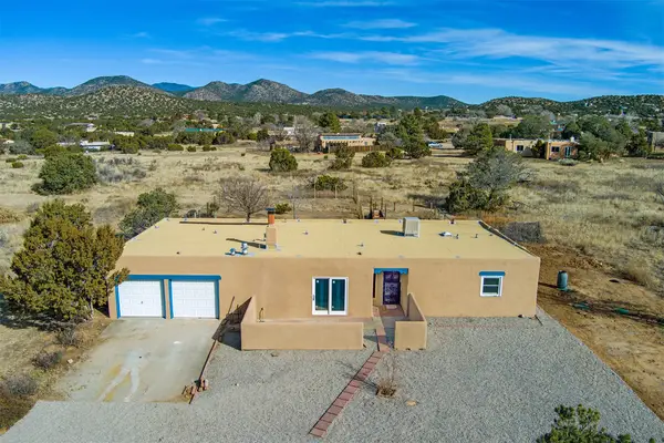 6 Verano Loop, Santa Fe, NM 87508