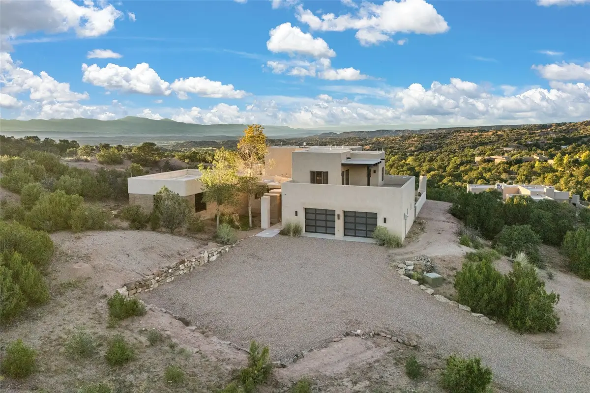 23 Lavadero Road, Santa Fe, NM 87506 - Image #1