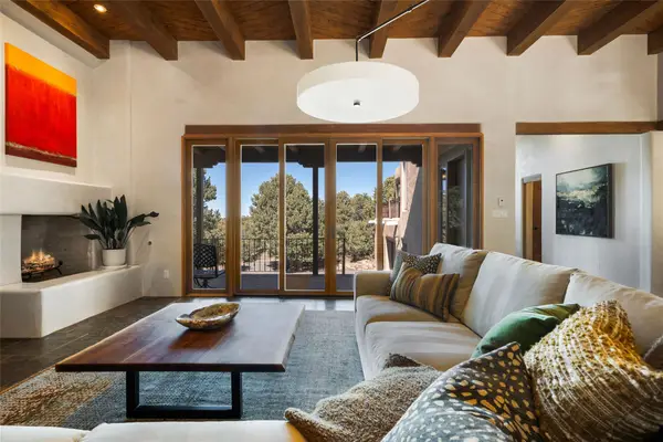 51 Lomas De Tesuque, Santa Fe, NM 87506