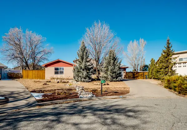 61 Delicado Drive, White Rock, NM 87547