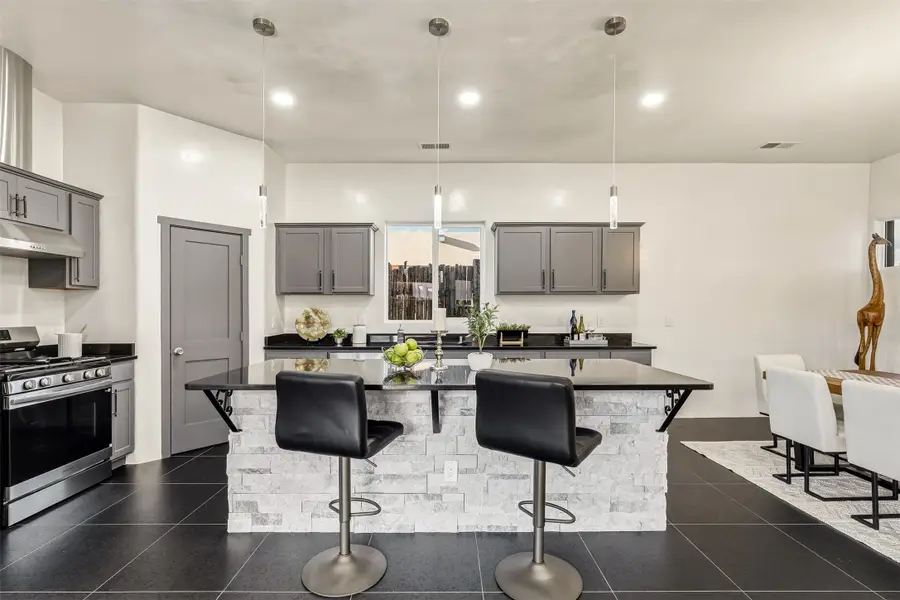 11 Blue Feather Road, Santa Fe, NM 87508 - #2