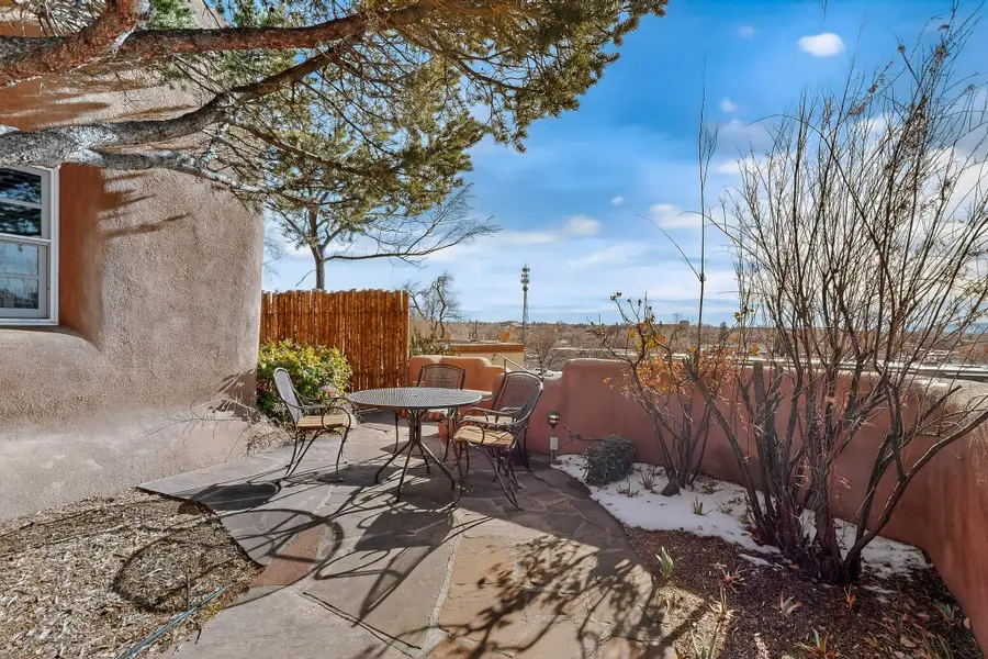 334 Otero #6-4, Santa Fe, NM 87501 - Image #2