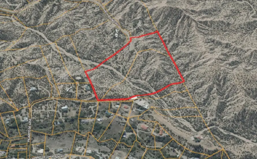 137 Vista Redonda, Santa Fe, NM 87506 - Image #2