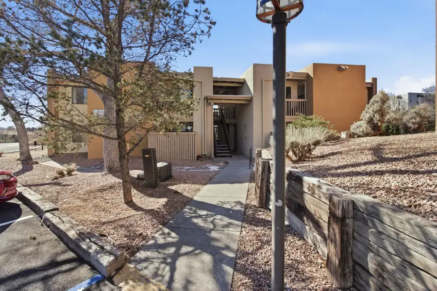 941 Calle Mejia #106, Santa Fe, NM 87501 - Image #2