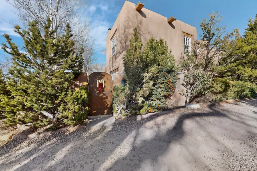 334 Otero #14-2, Santa Fe, NM 87501 - Image #2