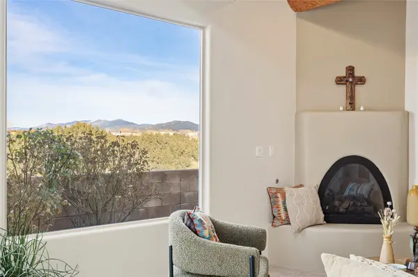 10 Blue Hill, Santa Fe, NM 87508