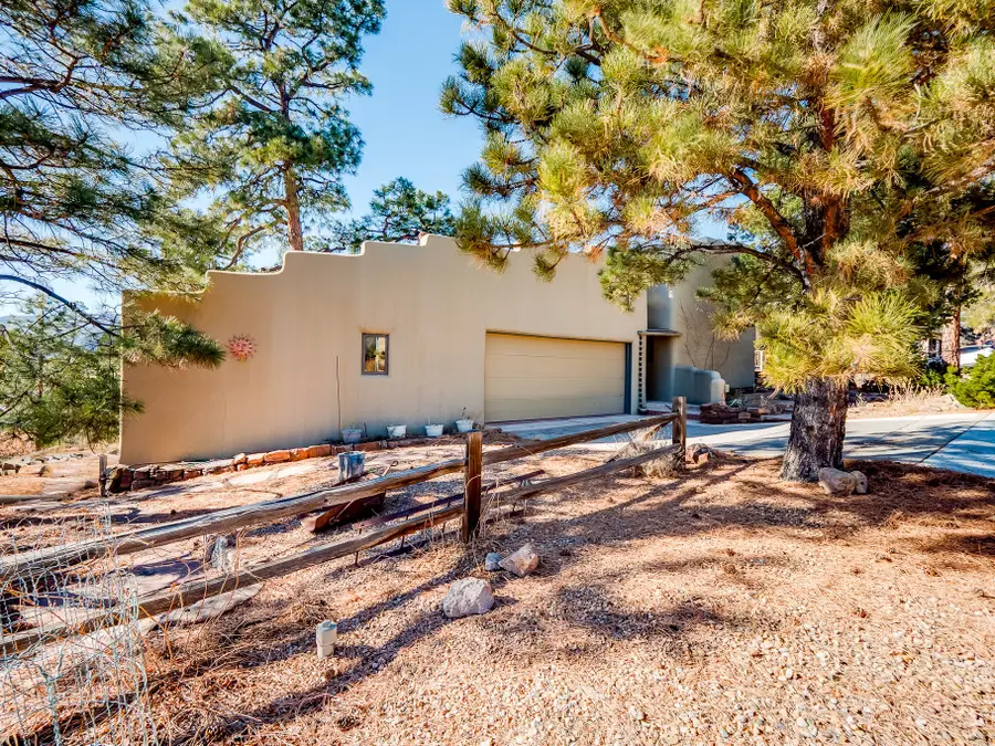 1744 Camino Uva, Los Alamos, NM 87544 - Image #3