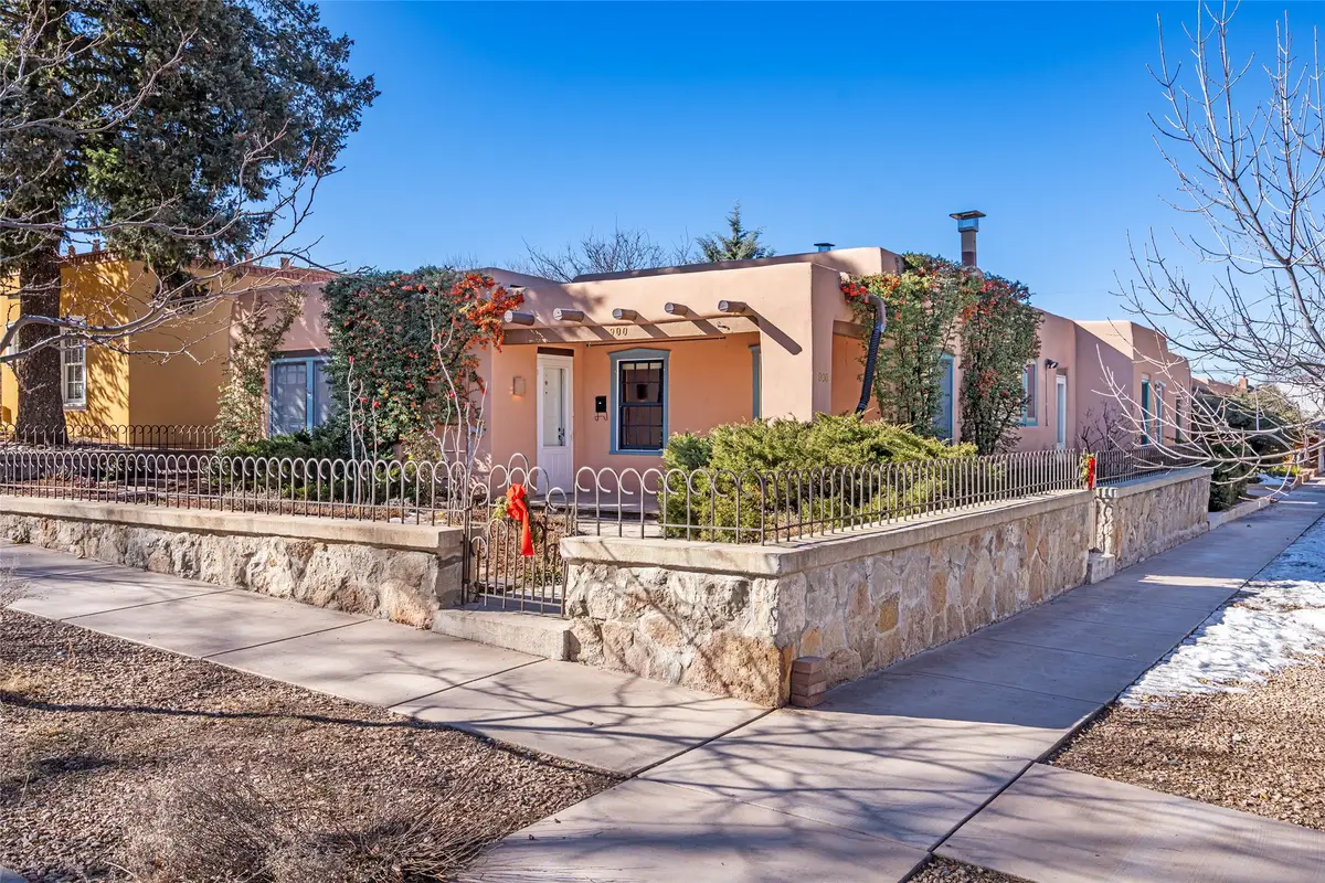 900 Gildersleeve Street, Santa Fe, NM 87505 - Image #1