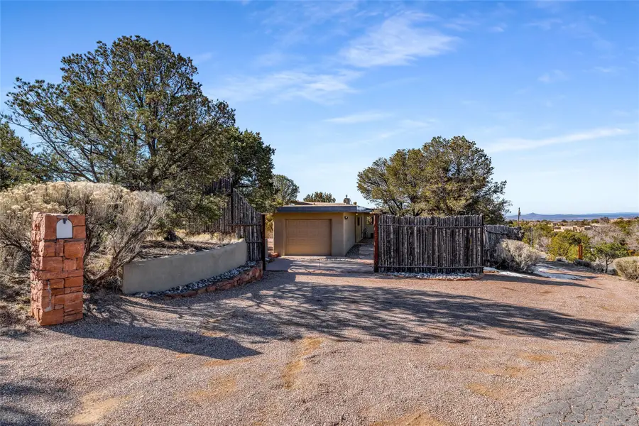 1775 Fort Union Drive, Santa Fe, NM 87505 - #3