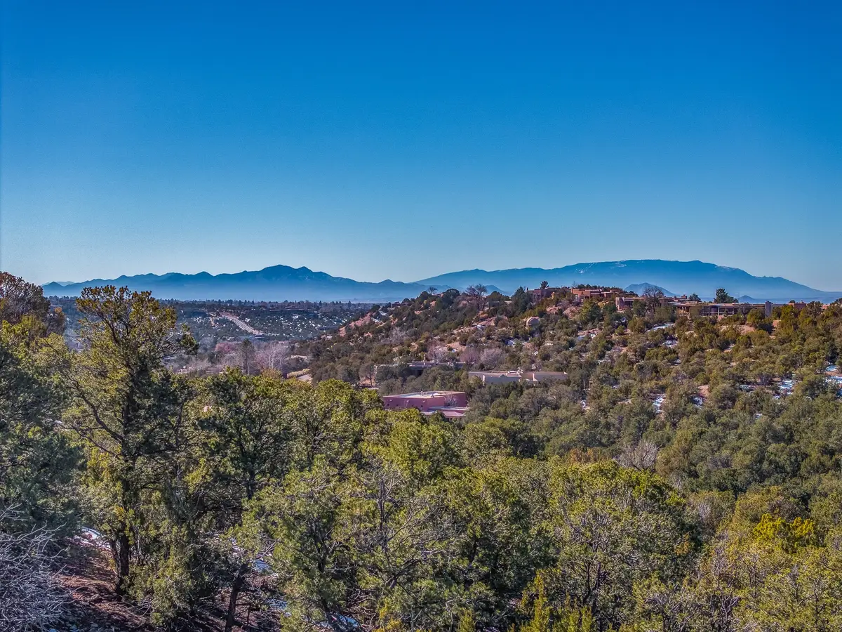 127 Barranca, Santa Fe, NM 87501 - #1