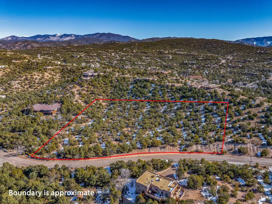 127 Barranca, Santa Fe, NM 87501 - #2
