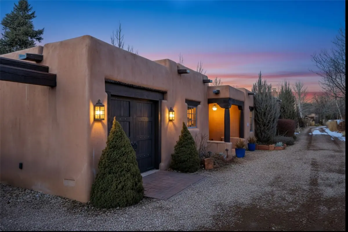 616 C E Alameda Street, Santa Fe, NM 87501 - Image #1