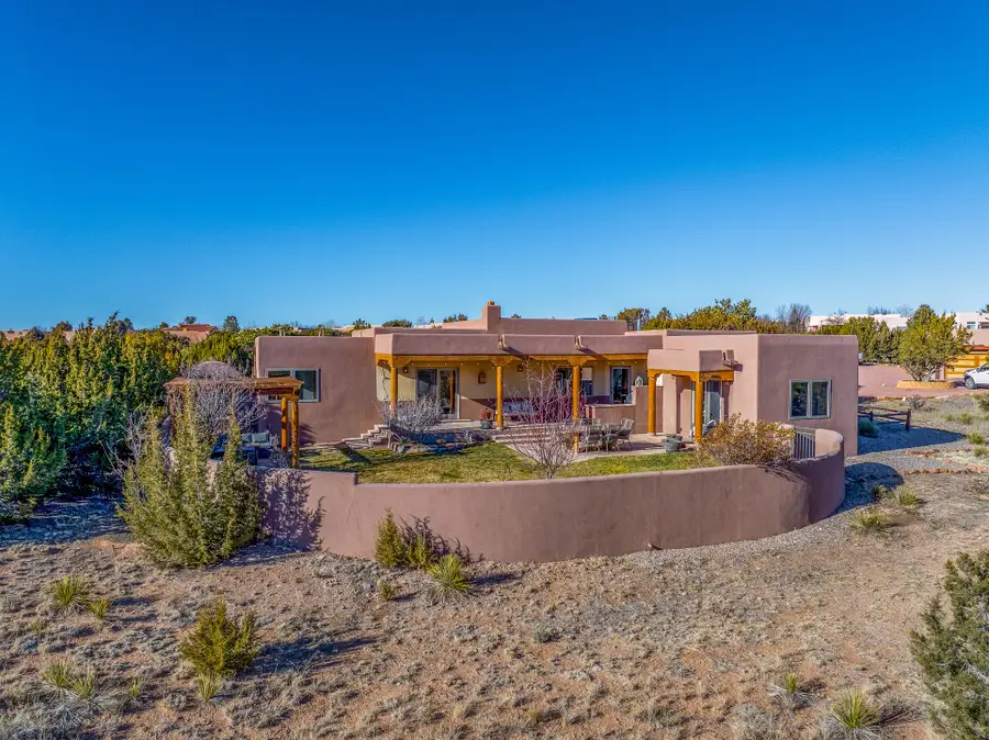 8 S Arroyo Ridge Road, Santa Fe, NM 87508 - Image #2
