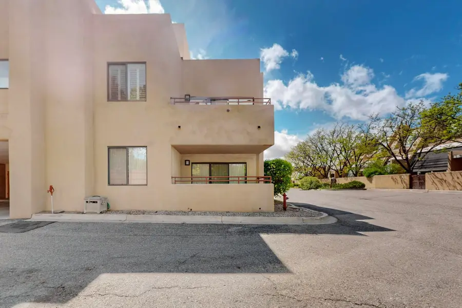 814 Camino De Monte Rey #301, Santa Fe, NM 87505 - Image #2