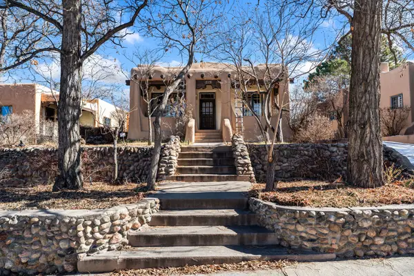 715 Don Gaspar, Santa Fe, NM 87505
