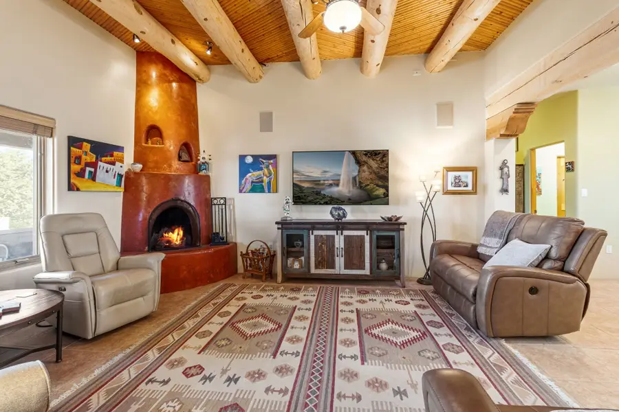 16 Cuesta Road, Santa Fe, NM 87508 - Image #2