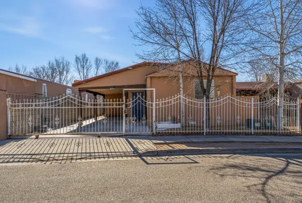 5224 Joshua Ln, Santa Fe, NM 87507