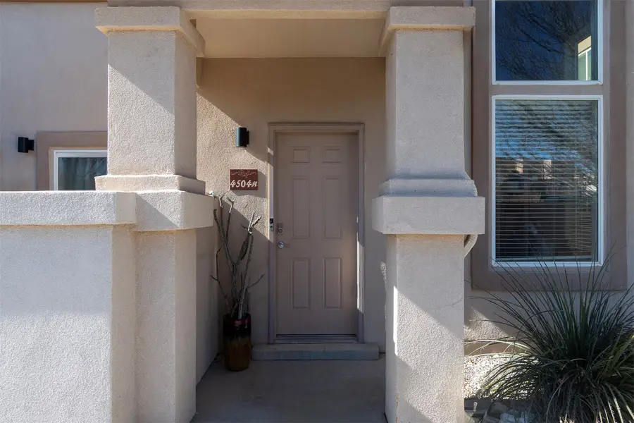 4504 Santa Elena #A, Santa Fe, NM 87507 - Image #2