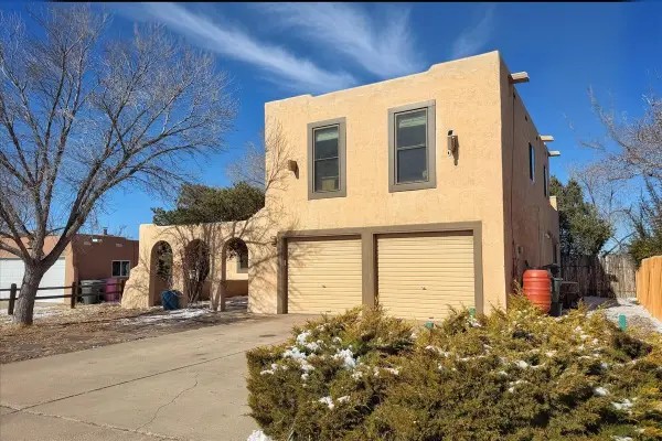 2353 Camino Pintores, Santa Fe, NM 87505