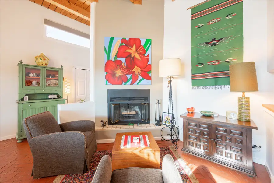 2209 Paseo De Los Chamisos, Santa Fe, NM 87505 - Image #2